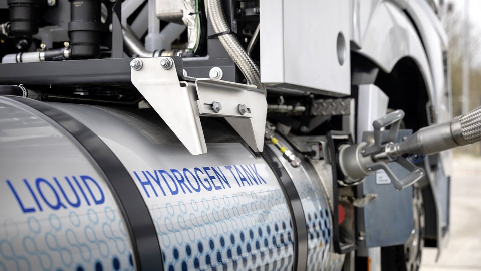 GenH2 truck fills up with hydrogen