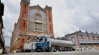 From electricity to foam: eActros 600 in operation during the grape harvest
