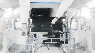 New paint finish at Mercedes-Benz plant in Wörth improves CO2 balance of production