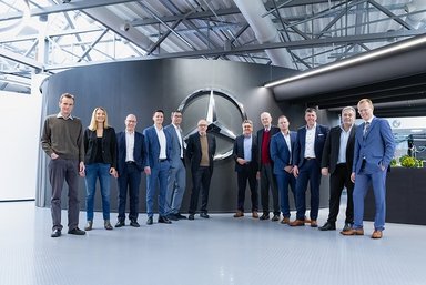 15,000th Mercedes-Benz truck for Rethmann Group