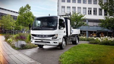 Next Generation eCanter auf der GaLaBau 2024: FUSO zeigt Elektromobilitätslösungen für vielfältige Aufgaben im Garten- und Landschaftsbau