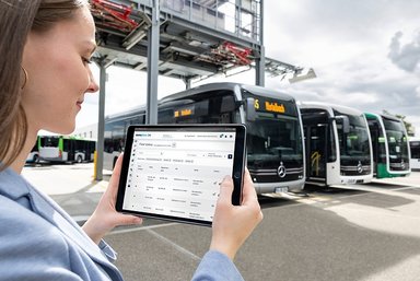 Vernetzt ab der ersten Sekunde: Alle neuen Omnibusse von Daimler Buses mit digitalen Diensten unterwegs