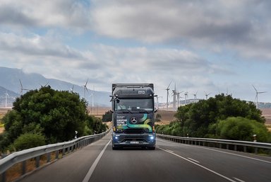 All-electric through Europe: eActros 600 test trucks reach southernmost checkpoint of Tarifa