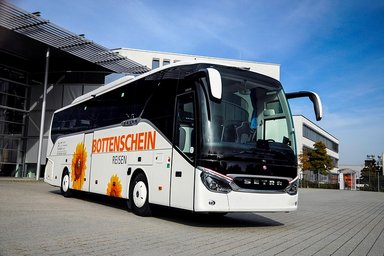 Zum Feiern schön: drei Busunternehmen begehen Jubiläum mit Setra ComfortClass