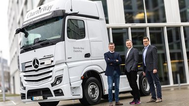 Truck-as-a-Service: Daimler Truck Financial Services integriert Mietangebot von CharterWay