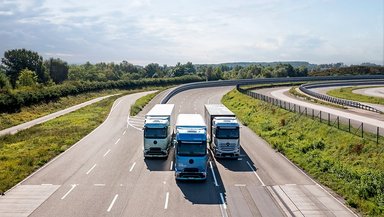 The battery-electric Mercedes-Benz eActros 600 long-haul truck, the new Actros L with ProCabin and the Mercedes-Benz GenH2 Truck