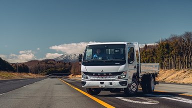 Daimler Truck-Marke FUSO: Leicht-Lkw Canter und eCanter ab sofort noch komfortabler, sicherer und variabler
