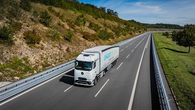 Mercedes-Benz Trucks schickt eActros 600 auf größte Erprobungsfahrt der Unternehmensgeschichte 