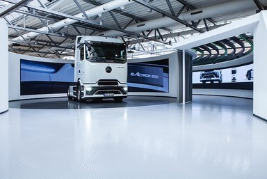 Mercedes-Benz Trucks eröffnet eActros 600 Experience World im Kundencenter in Wörth