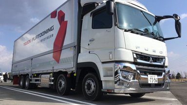 Daimler now testing platooning technology for more truck efficiency also in Japan