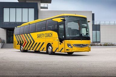 Sicherheits-und Assistenzsysteme von Daimler Buses setzen erneut den Standard für Omnibusse – neuer Mercedes-Benz Tourismo Safety Coach