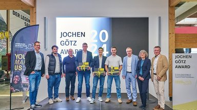 Award for apprentices at Daimler Truck: “Jochen Götz Award” presented for the first time to outstanding young talents 