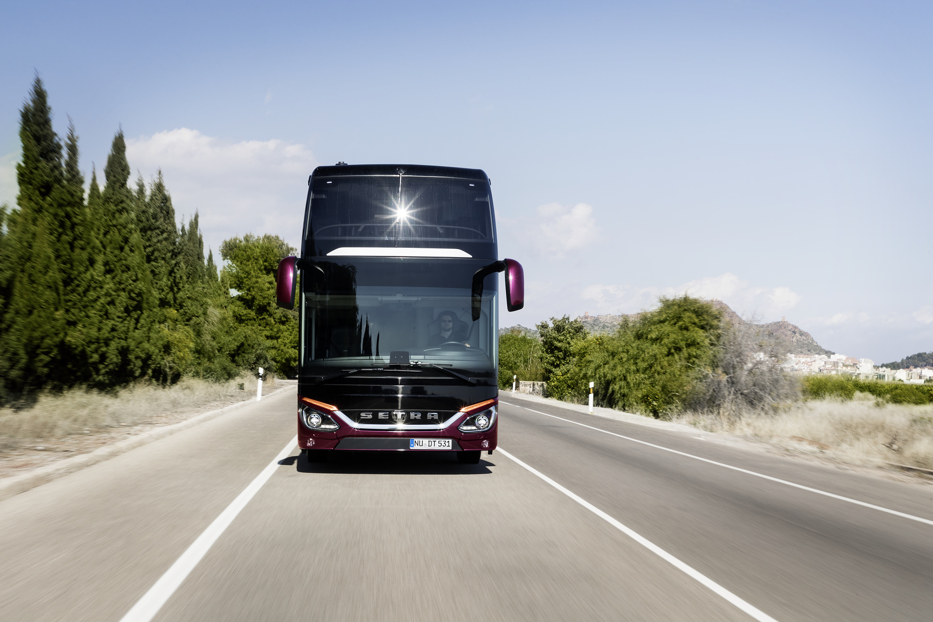 Setra S 531 DT TopClass 500, model year 2017