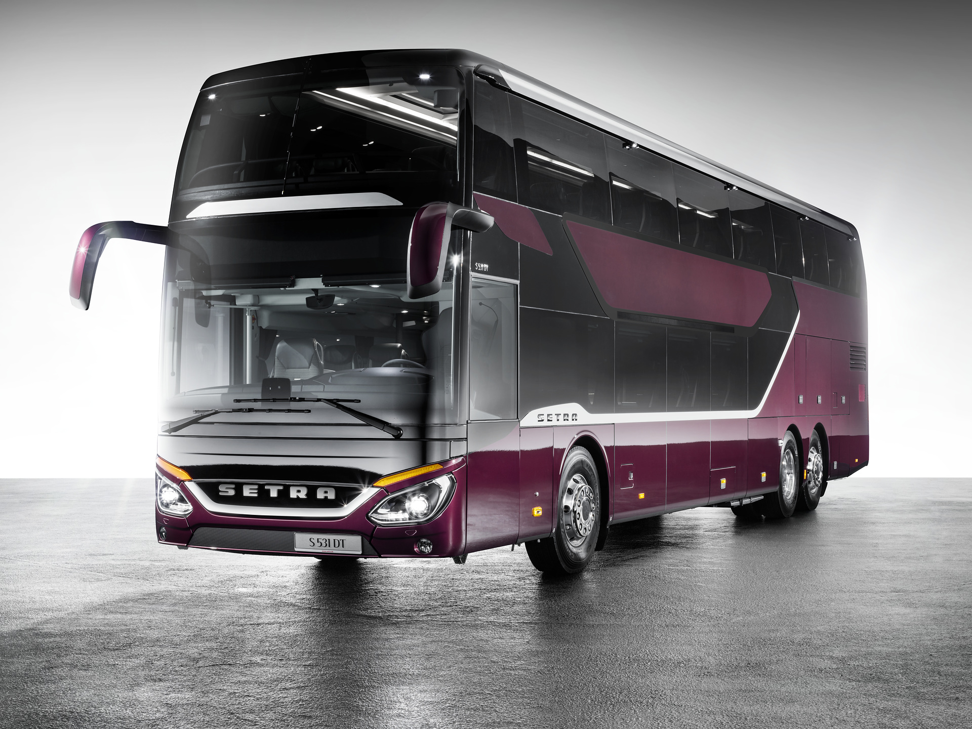 Setra S 531 DT TopClass 500, model year 2017