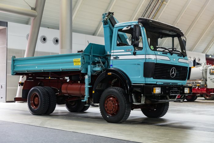Mercedes-Benz Trucks auf der „Retro Classics 2018“: Historische