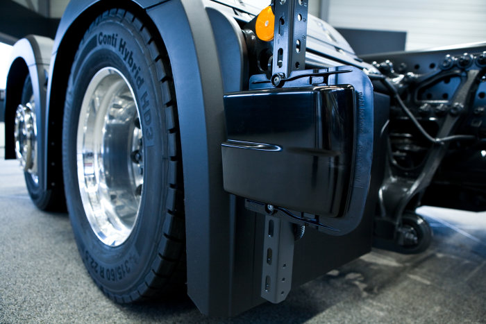 Mercedes-Benz Antos with Sideguard Assist: On the safe side – Hofbräu München places its trust in Mercedes-Benz trucks