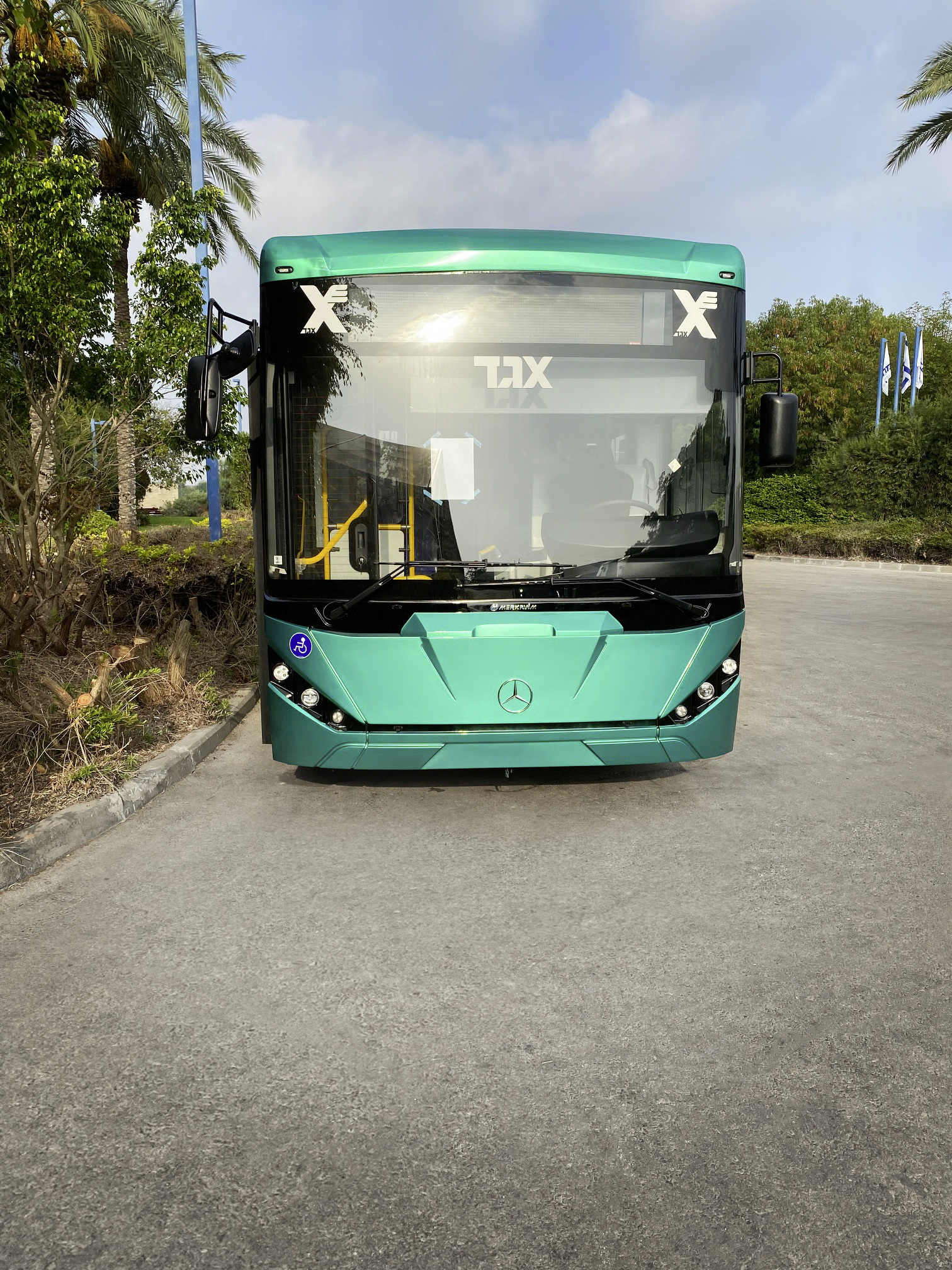 Large order for Daimler Buses: 415 city and inter-city buses for Israel