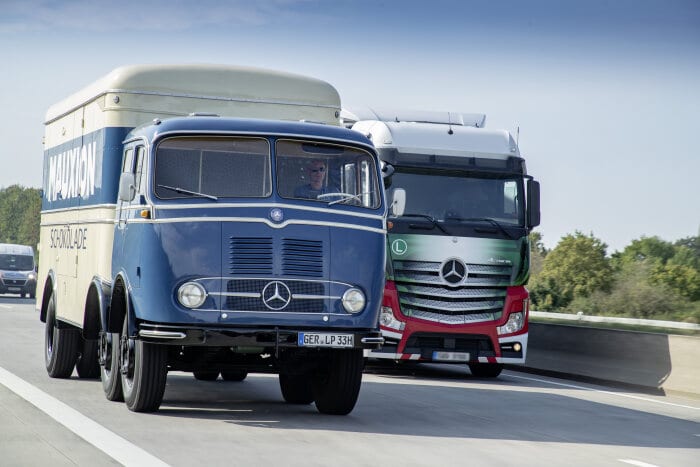 Drivers of the past century: on the road in a Mercedes-Benz LP 333 and an L 5000