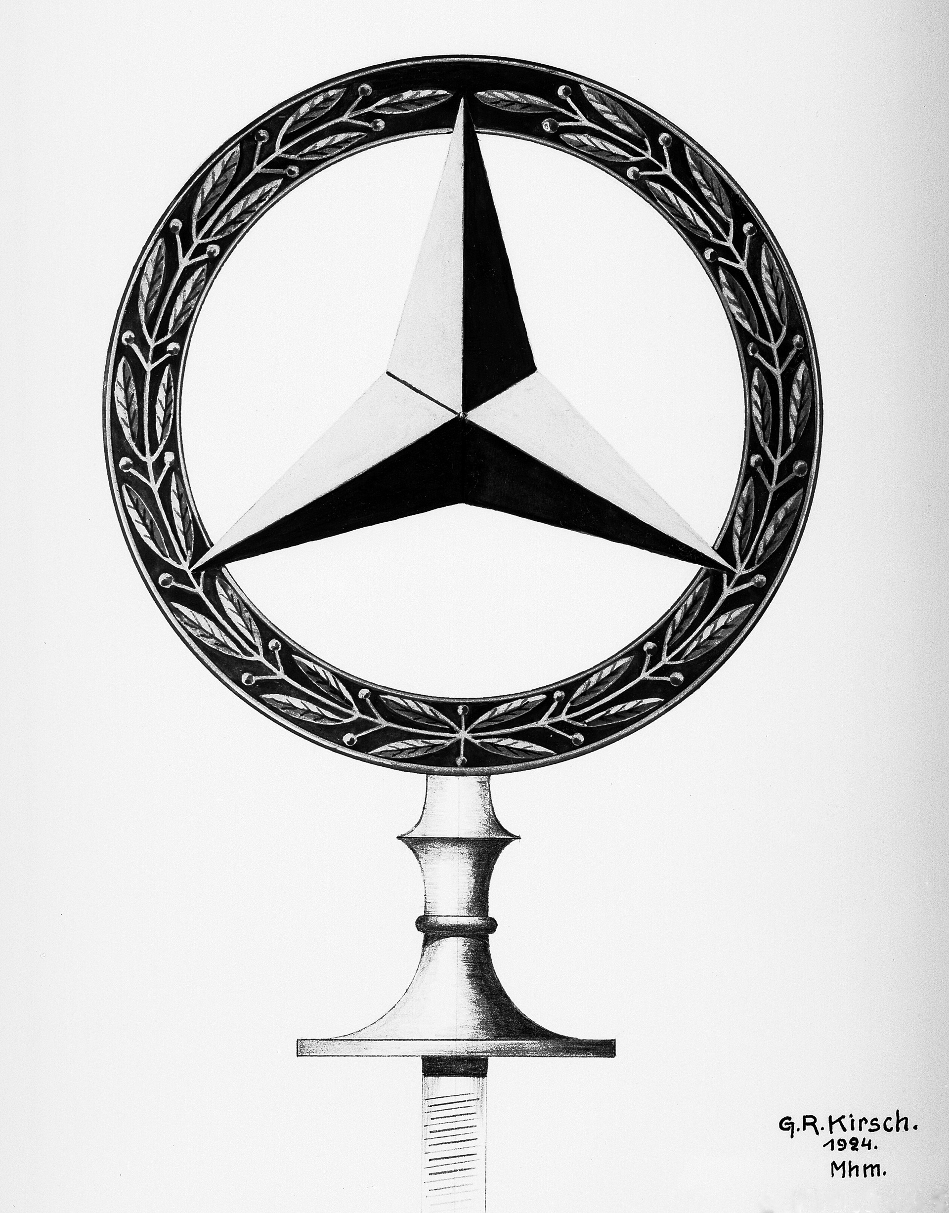 Minsk, Weißrussland, 19. Mai 2018: Mercedes-Benz-Emblem Auf