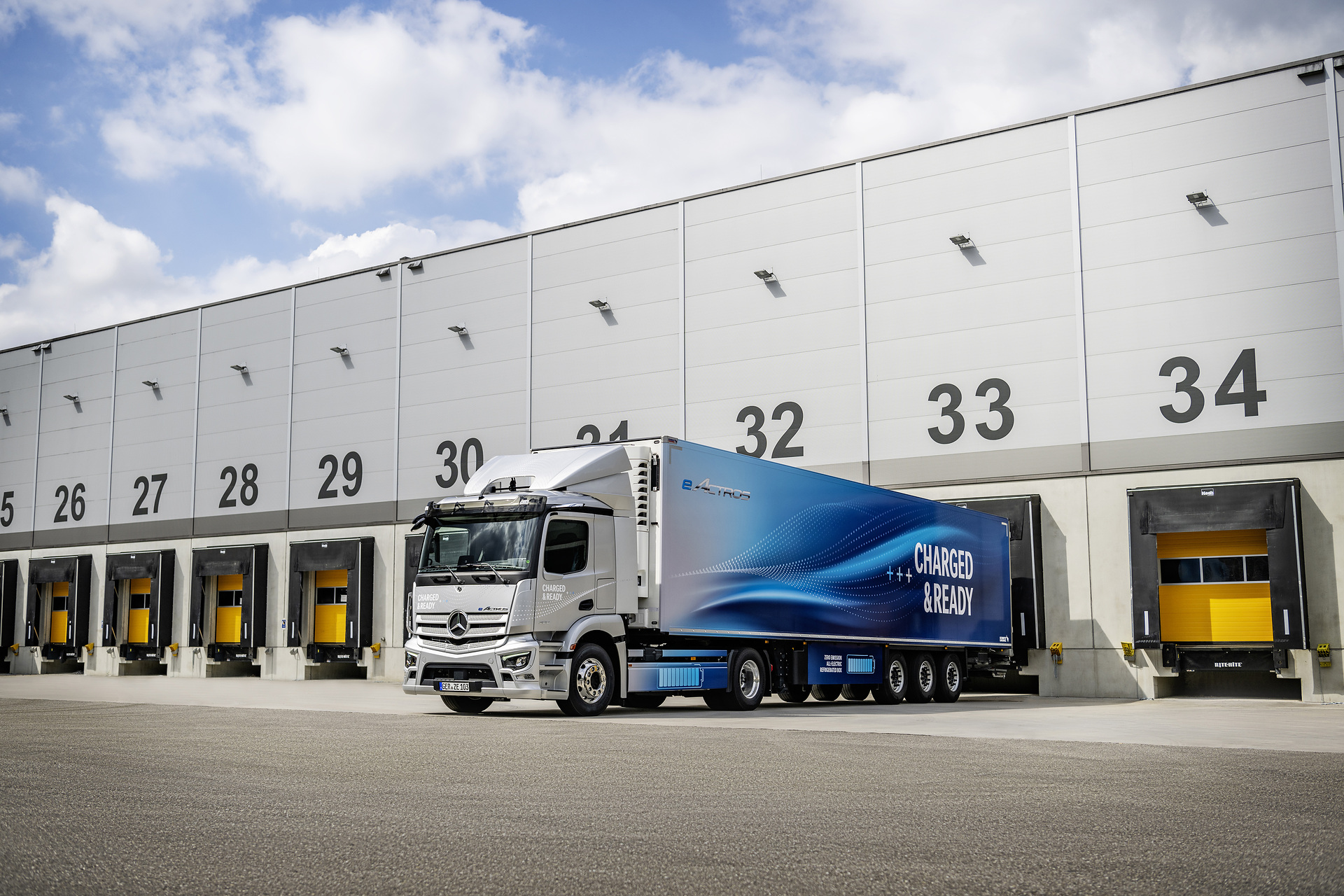 First Integrated Annual Report Of Daimler Truck Underlines ...