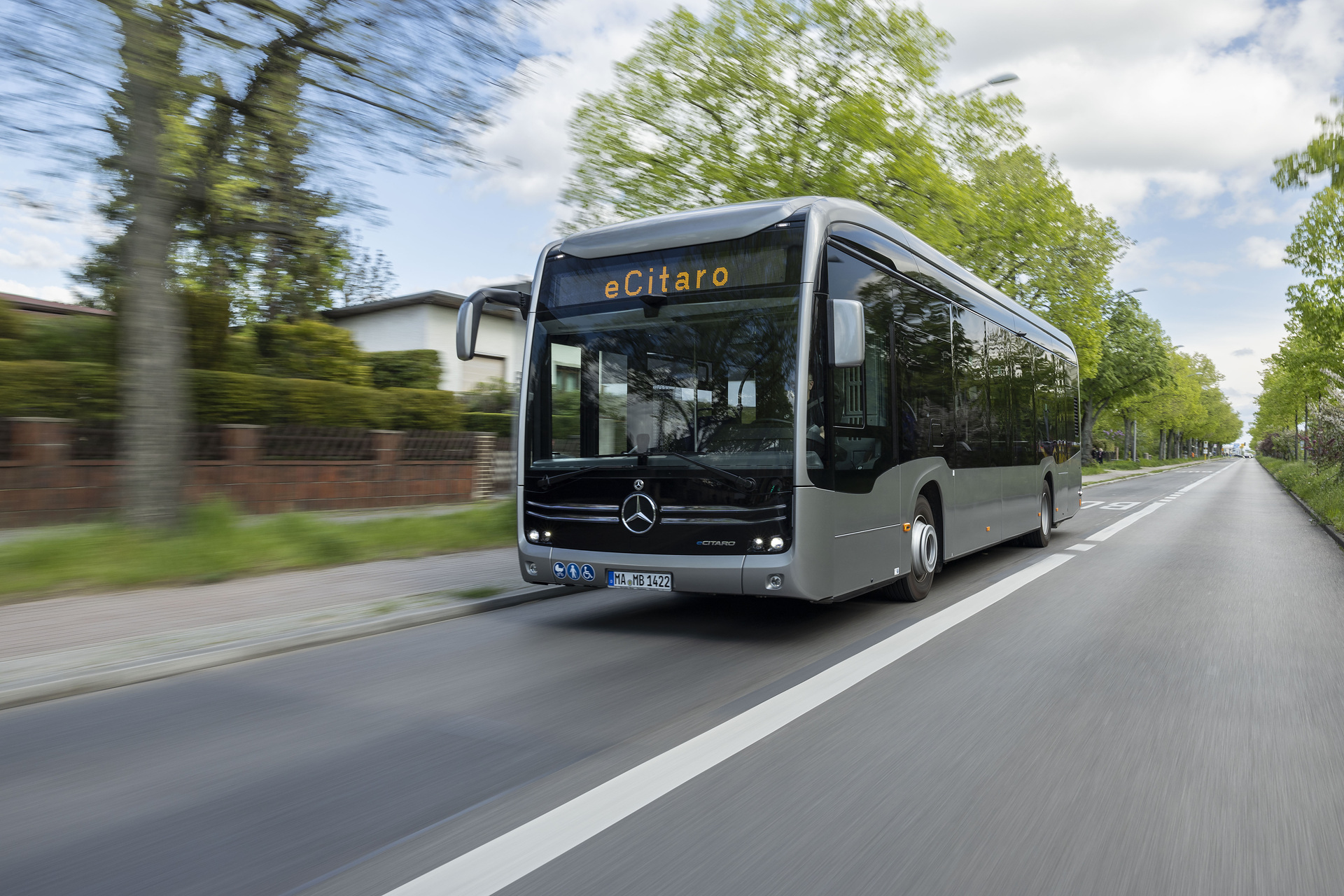 The all-electric Mercedes-Benz eCitaro city bus with the latest generation of batteries