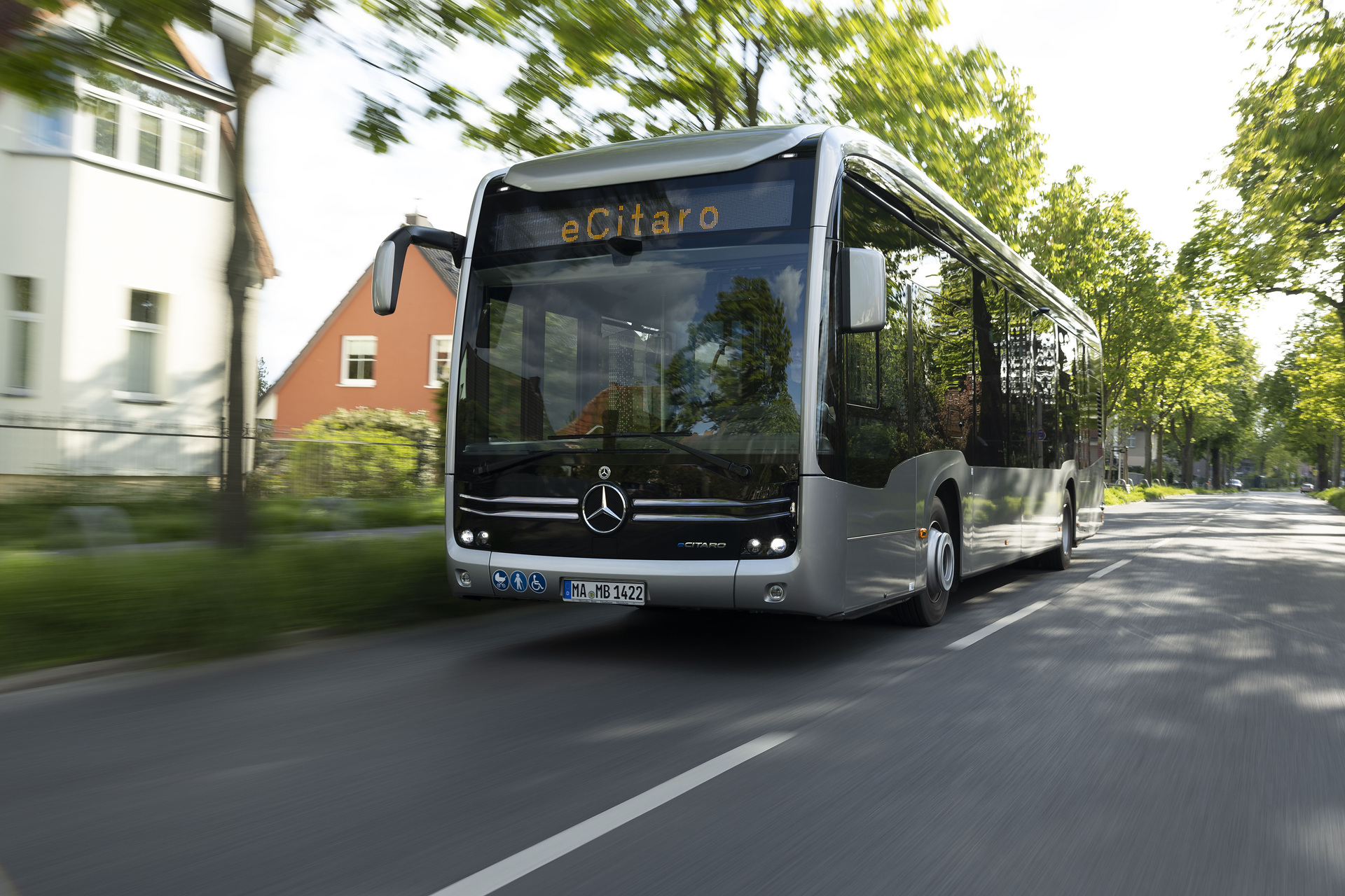 The all-electric Mercedes-Benz eCitaro city bus with the latest generation of batteries