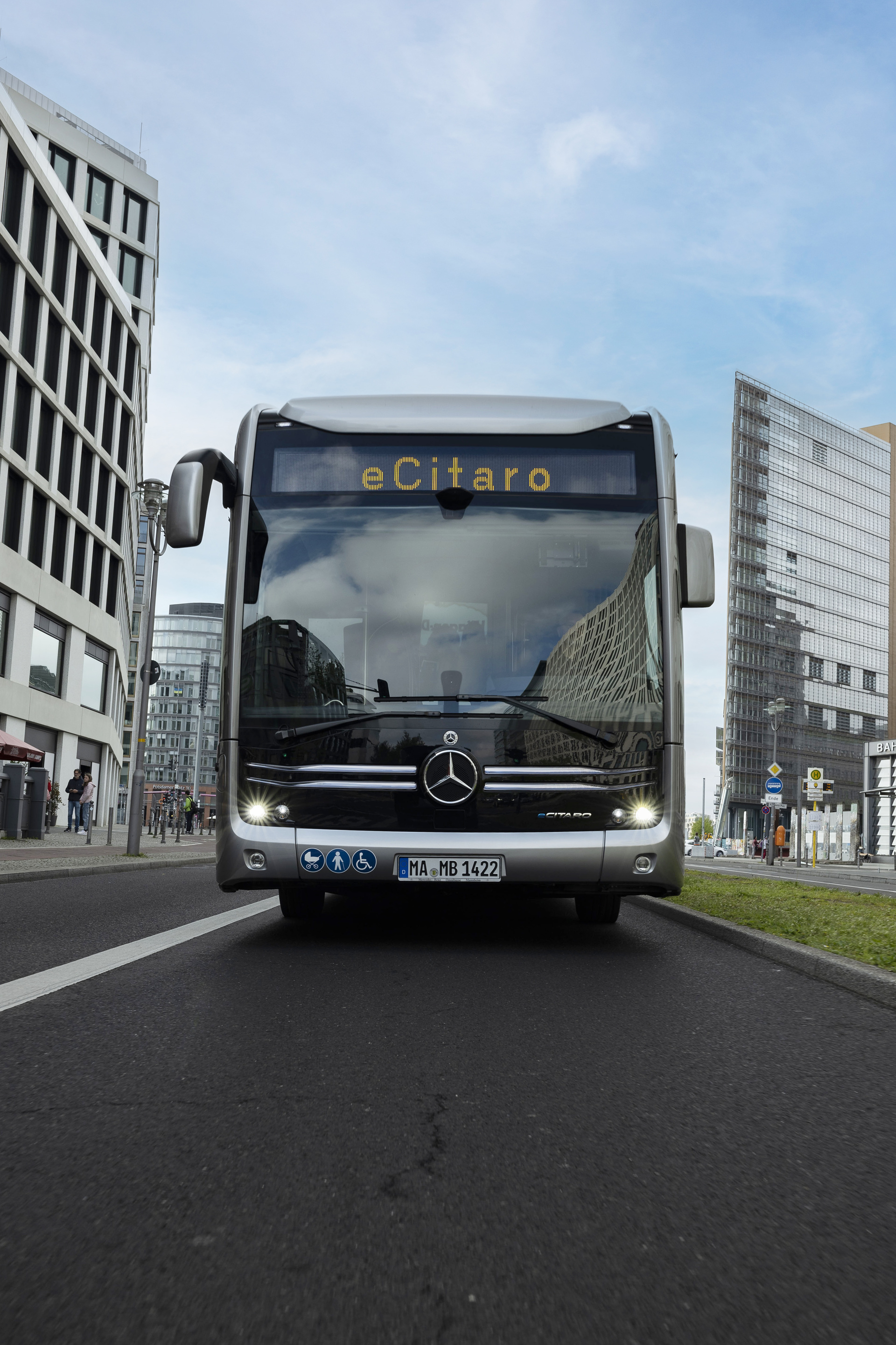 The all-electric Mercedes-Benz eCitaro city bus with the latest generation of batteries