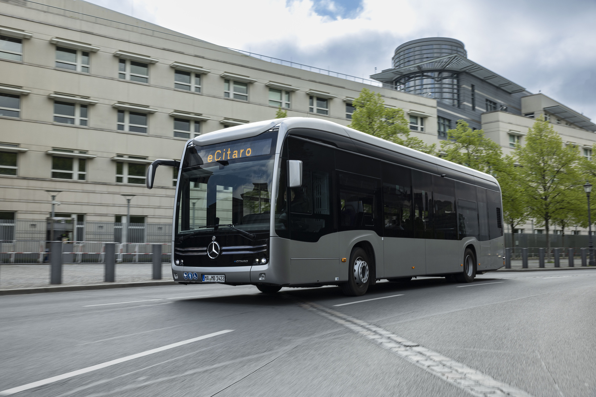 The all-electric Mercedes-Benz eCitaro city bus with the latest generation of batteries