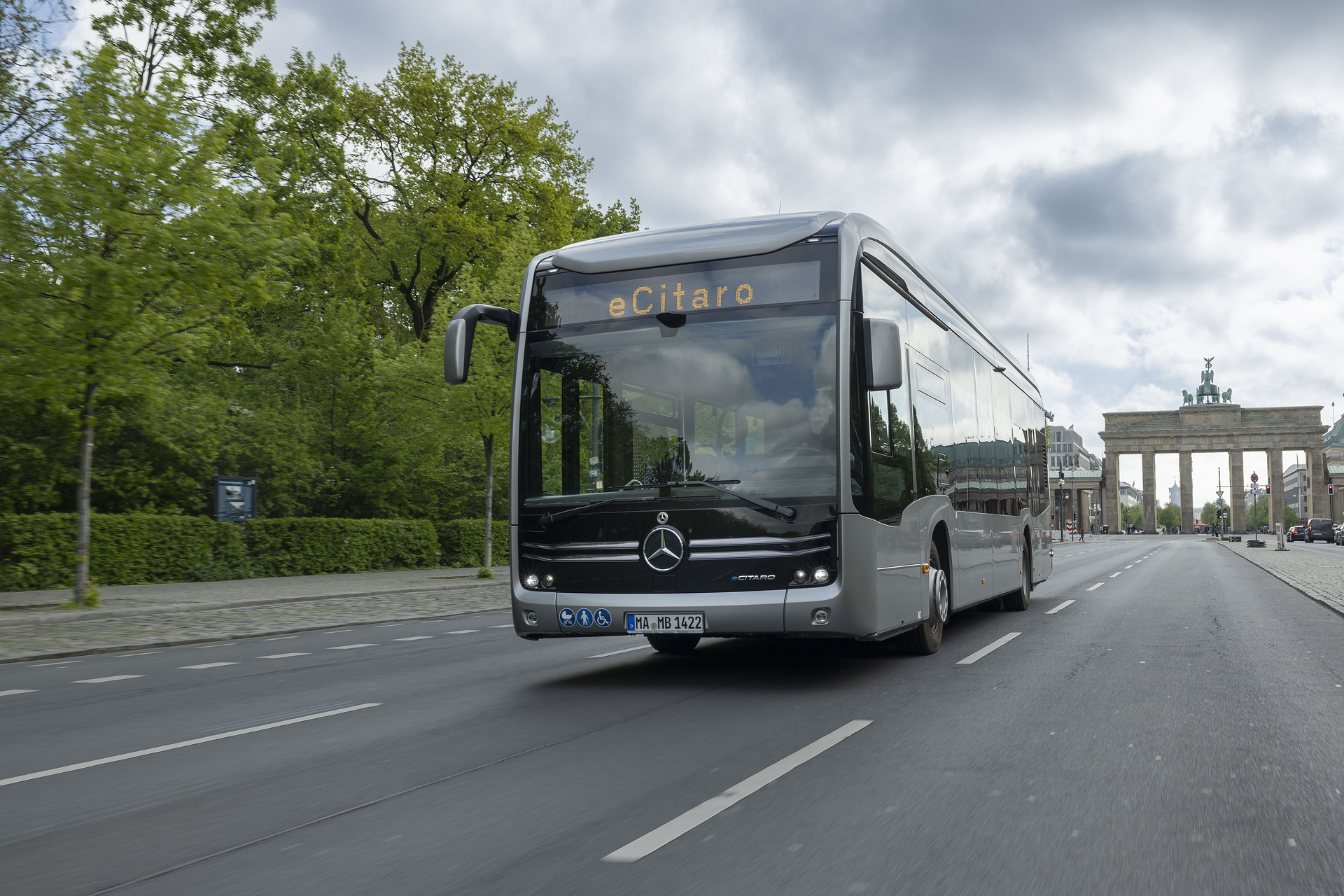 The all-electric Mercedes-Benz eCitaro city bus with the latest generation of batteries