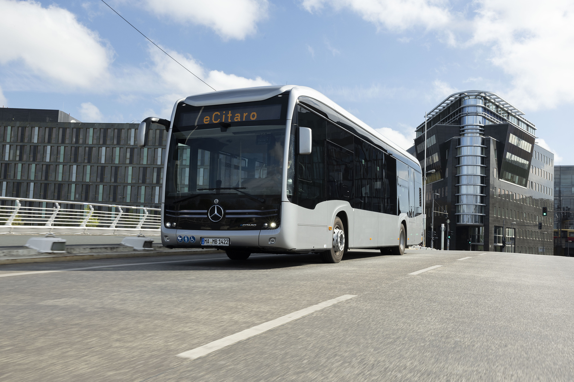 The all-electric Mercedes-Benz eCitaro city bus with the latest generation of batteries