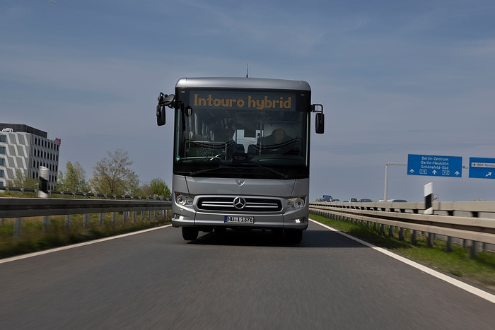 The compact Mercedes-Benz Intouro K hybrid inter-city bus