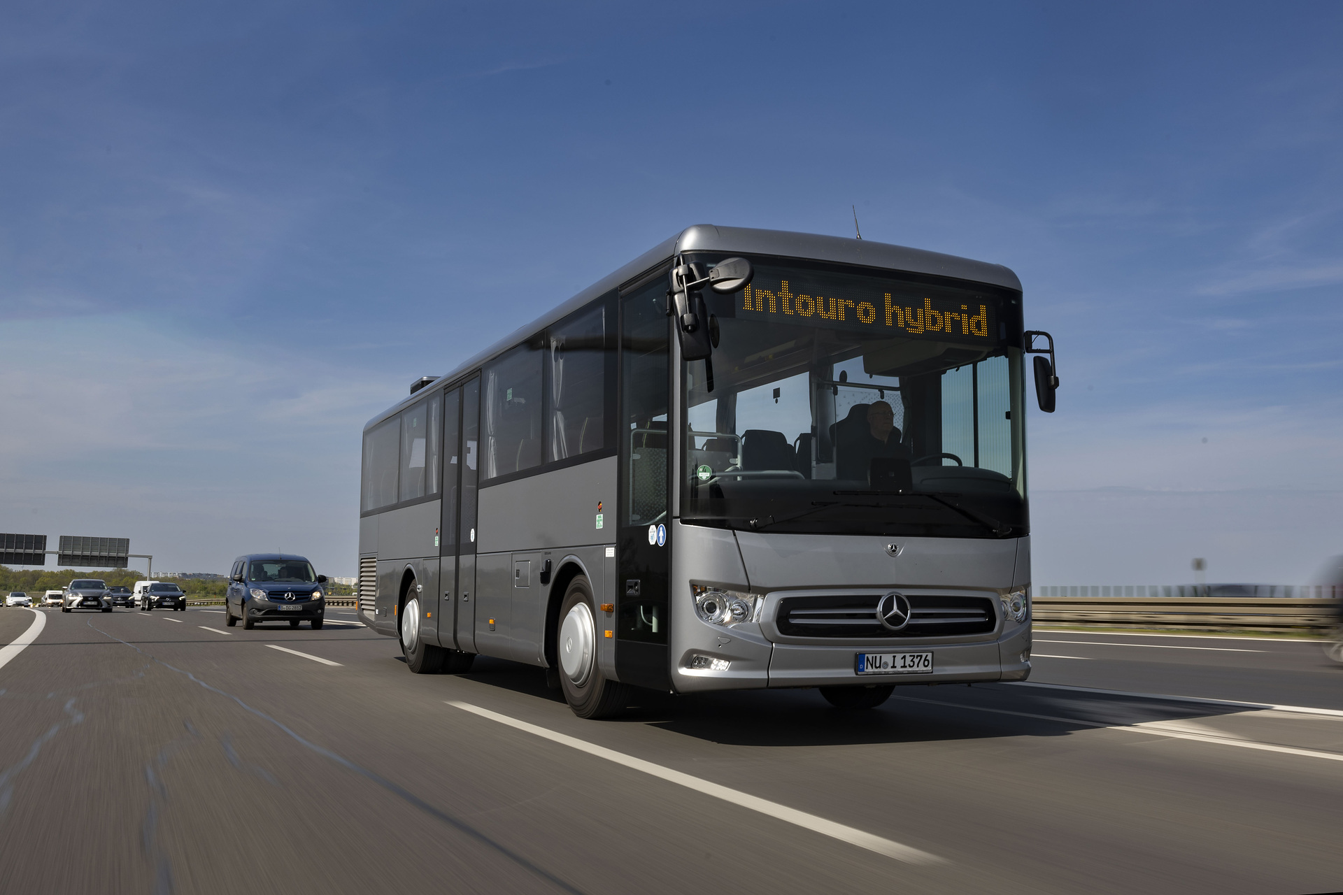 The compact Mercedes-Benz Intouro K hybrid inter-city bus