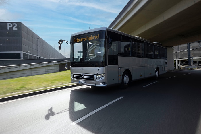 The compact Mercedes-Benz Intouro K hybrid inter-city bus