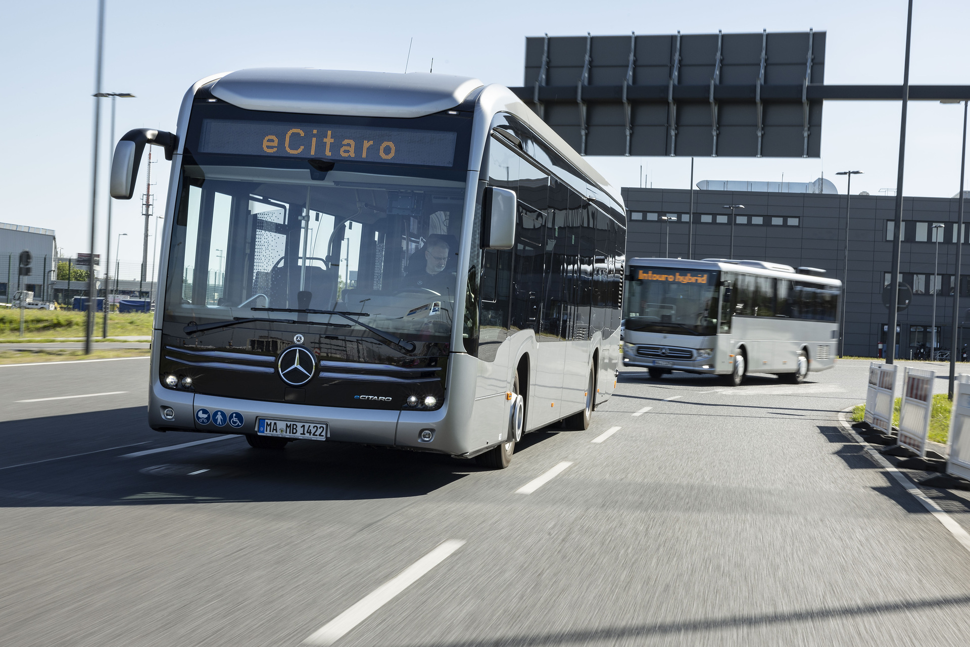 Mercedes-Benz Driving Experience eCitaro and Intouro