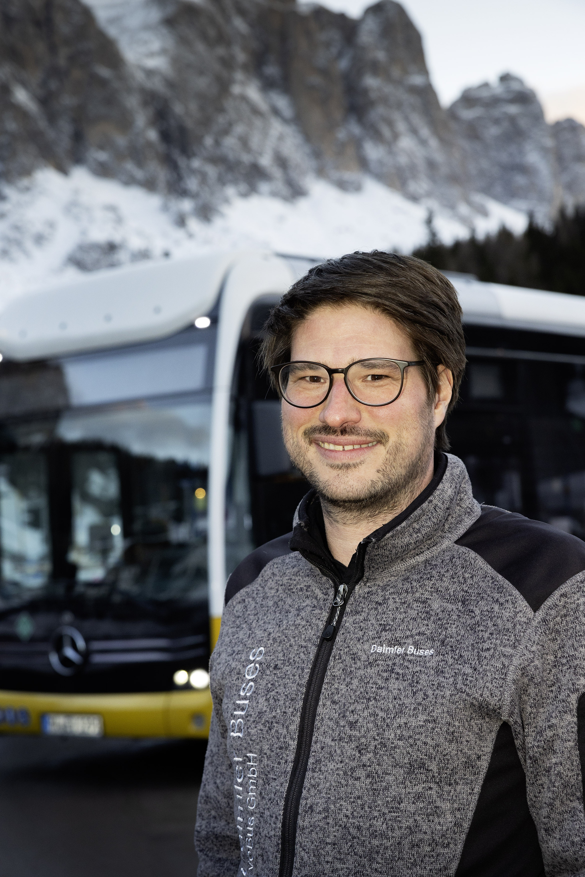 Herausforderung Alpen: Mercedes-Benz eCitaro fuel cell trotzt extremer Kälte und steilen Pässen