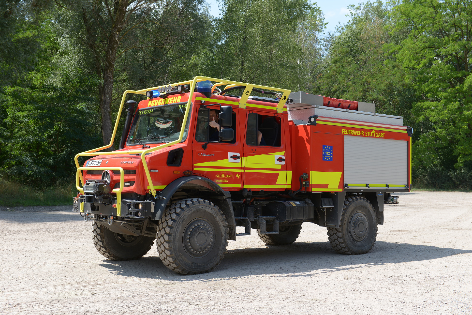 Reinforcement for extreme situations: Stuttgart Fire Department relies on all-terrain Unimog