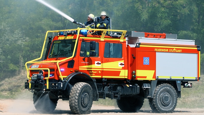 Verstärkung in Extremsituationen: Feuerwehr Stuttgart setzt auf geländegängige Unimog