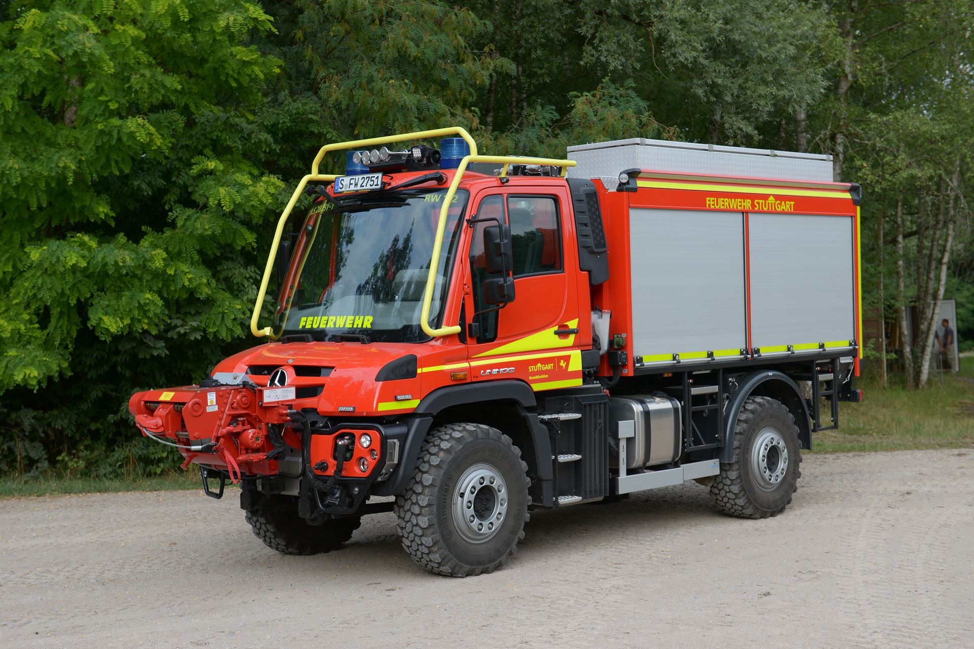 Reinforcement for extreme situations: Stuttgart Fire Department relies on all-terrain Unimog