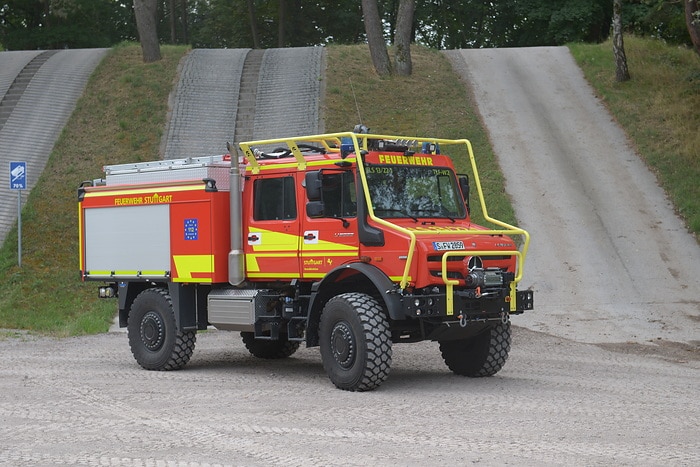 Reinforcement for extreme situations: Stuttgart Fire Department relies on all-terrain Unimog