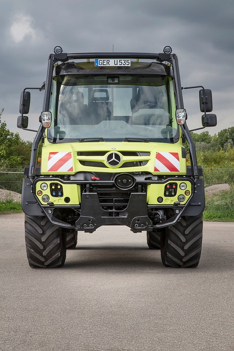 Unimog U 535 with tractor approval will be shown at Agritechnica