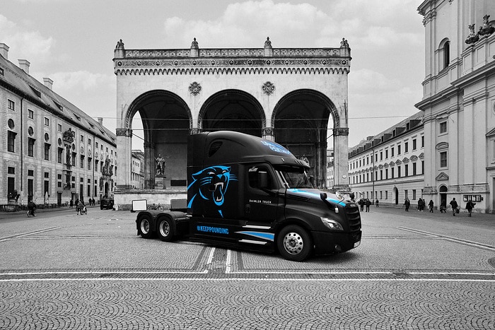 Daimler Truck is partner of the Carolina Panthers at the NFL Game Weekend in Munich: Freightliner Cascadia on display