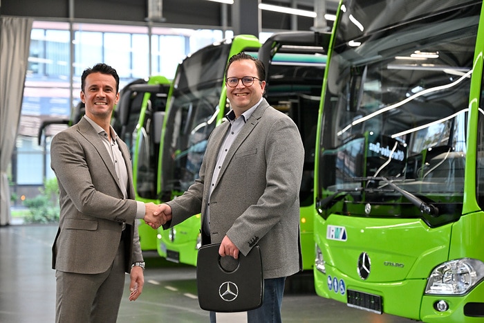 Medenbach Traffic rejuvenates fleet with 57 hybrid city buses from Mercedes-Benz