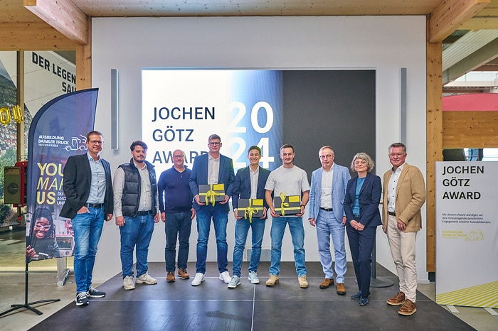 Award for apprentices at Daimler Truck: “Jochen Götz Award” presented for the first time to outstanding young talents