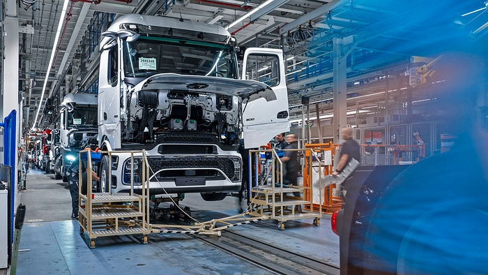 Daimler Truck feiert Serienstart des Mercedes-Benz eActros 600 für den Fernverkehr in Wörth