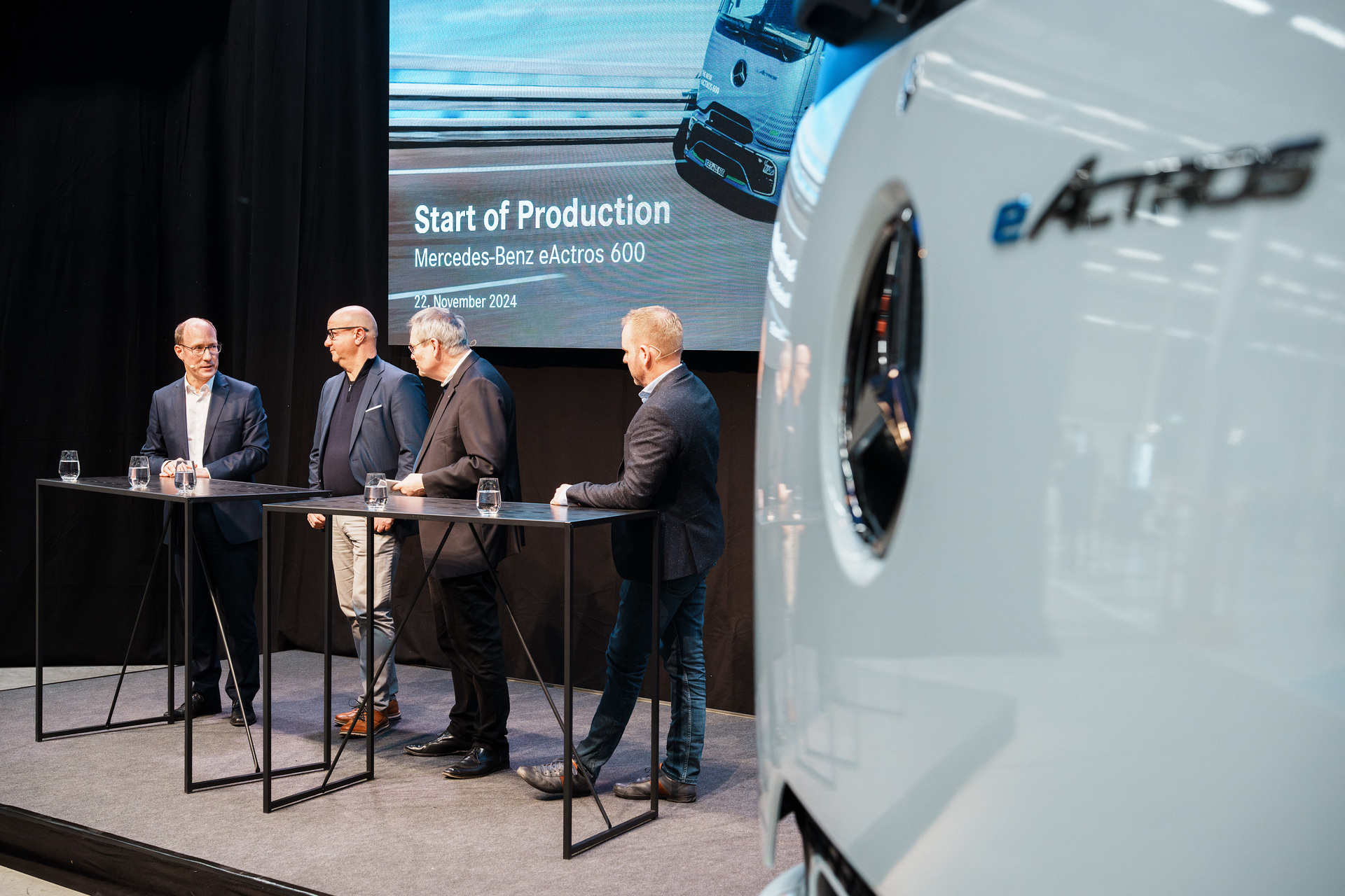 Daimler Truck celebrates series launch of the Mercedes-Benz eActros 600 for long-distance haulage in Wörth