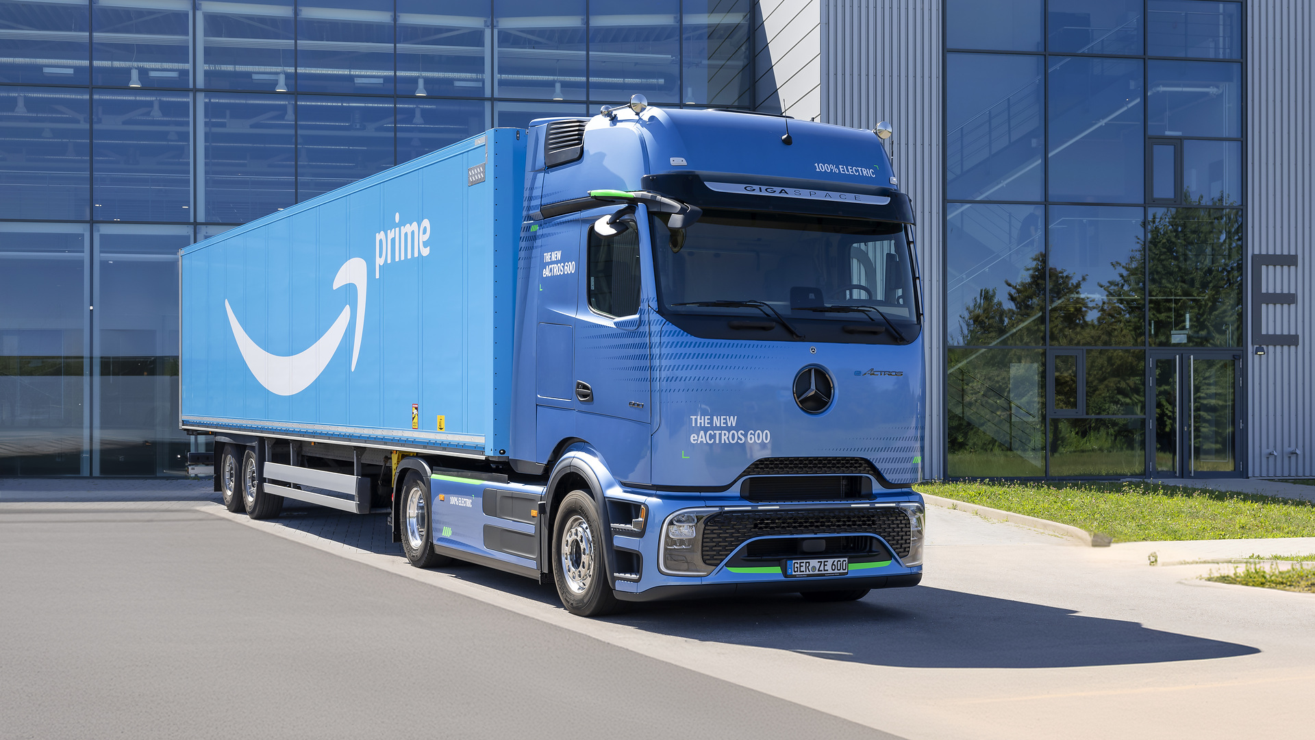 Großauftrag für Mercedes-Benz Trucks: Amazon bestellt über 200 eActros 600