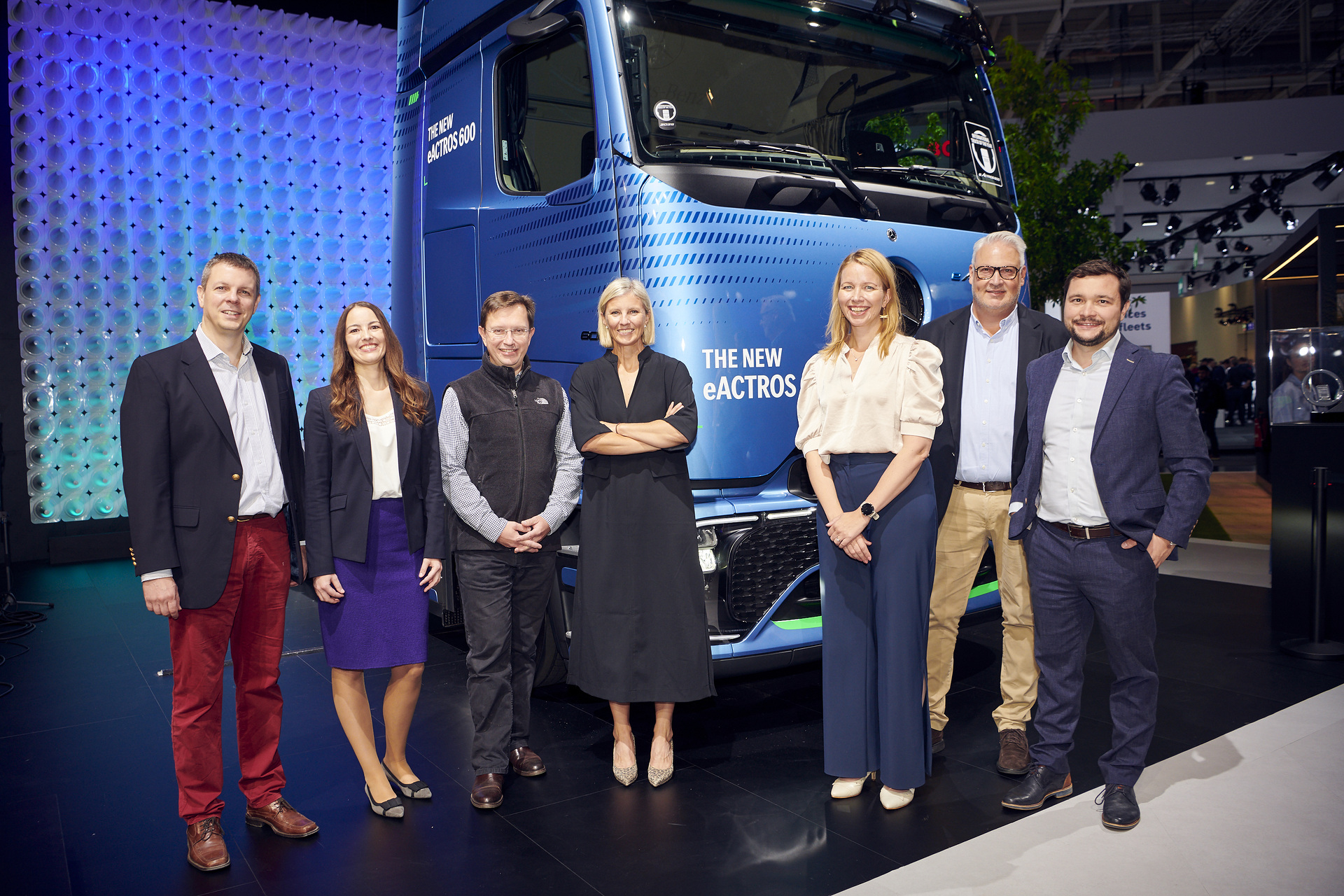 Major contract for Mercedes-Benz Trucks: Amazon orders more than 200 eActros 600