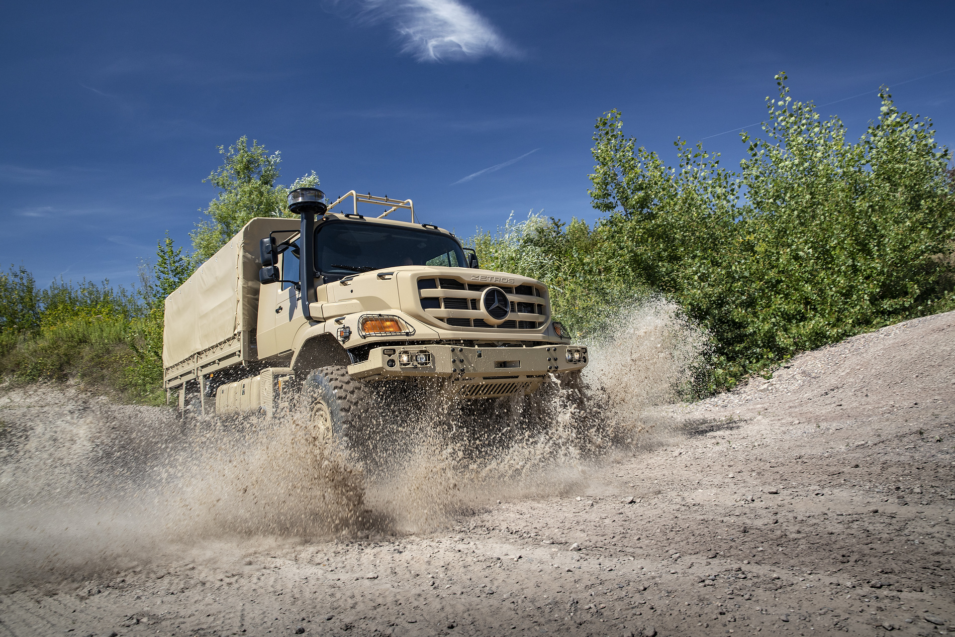 Daimler Truck focuses on growth in the defence sector