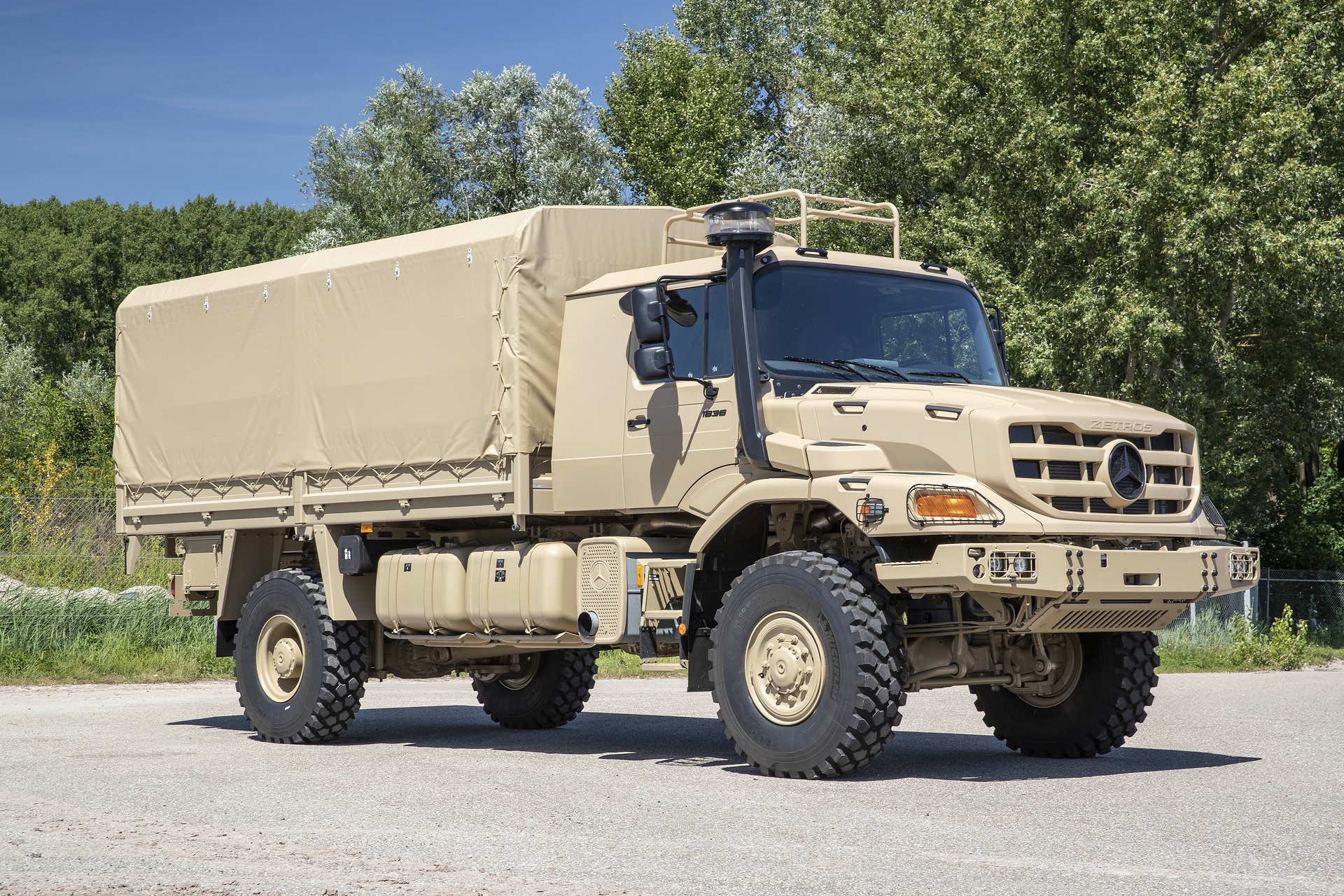 Daimler Truck focuses on growth in the defence sector