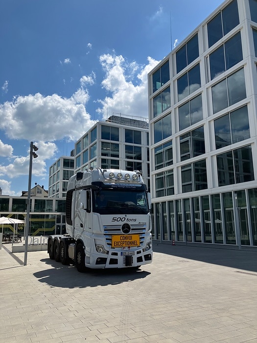 Mercedes-Benz Trucks at bauma 2025: Sustainable vehicle, service, and mobility solutions for construction transport